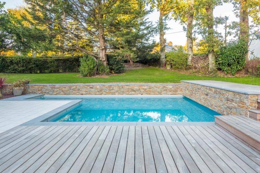 Fiberglass pool installation Maple