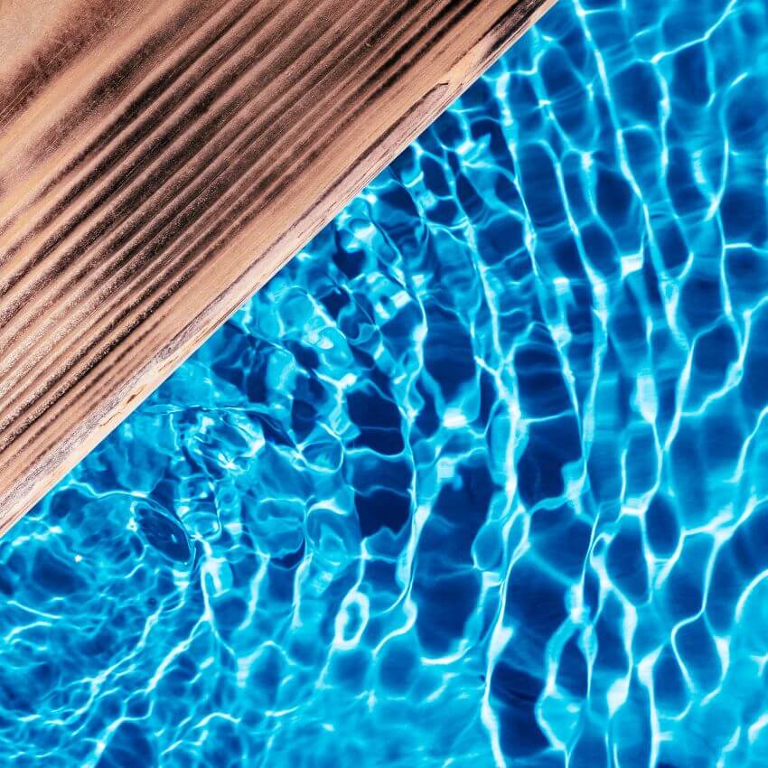 Steel structural framework for concrete pools